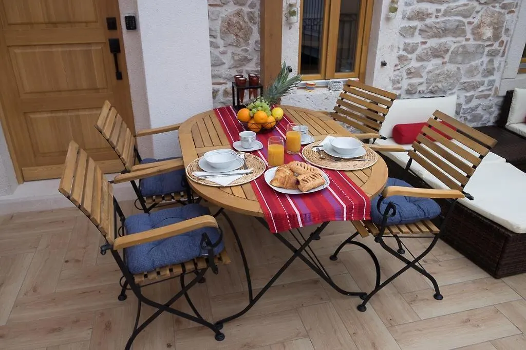 Villa La Corte Di Kate Biograd Na Moru