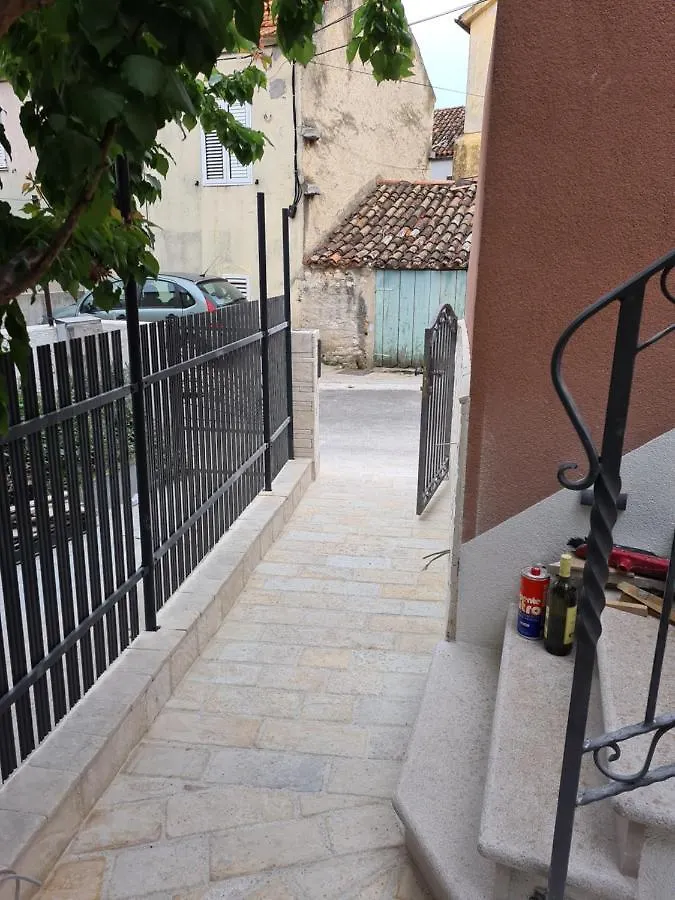 La Corte Di Kate Biograd Na Moru